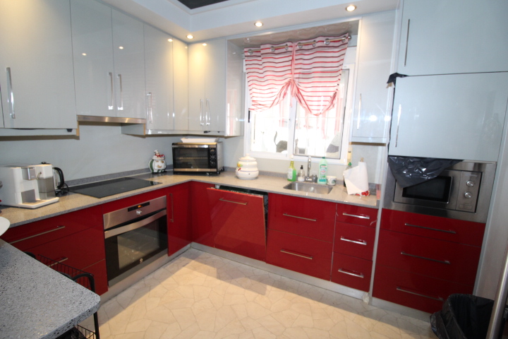 Chalet independiente en urbanización San Luis, Torrevieja.