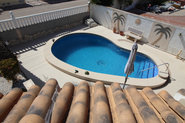 Chalet independiente en urbanización San Luis, Torrevieja.