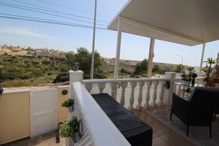 Chalet Esquina en Urb. La Marina San Fulgencio