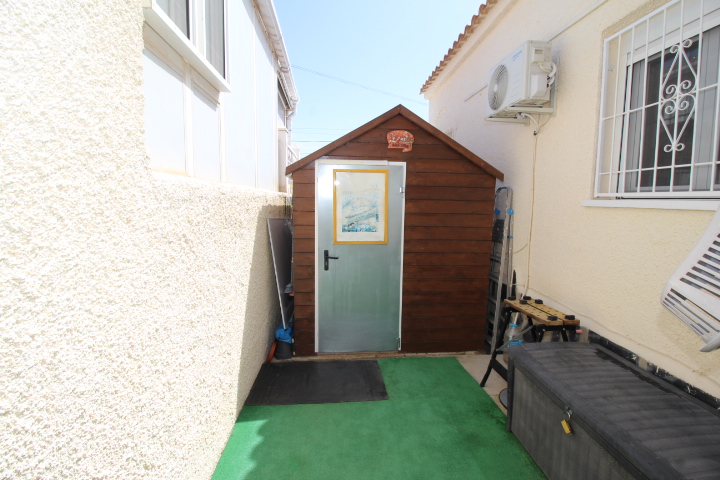 Chalet Esquina en Urb. La Marina San Fulgencio