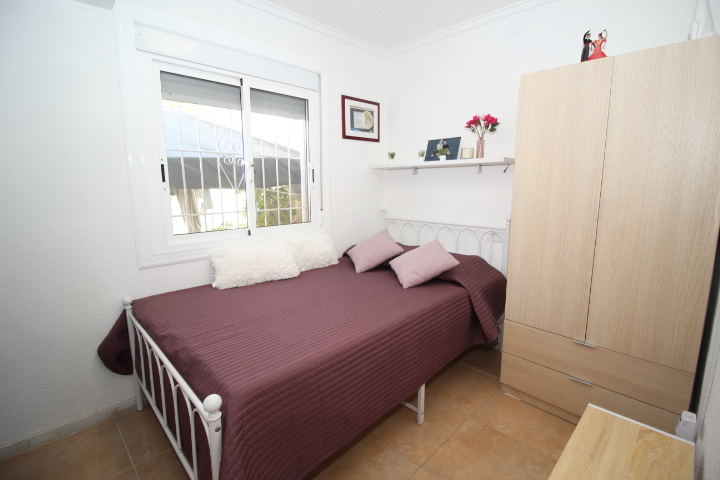 Chalet Esquina en Urb. La Marina San Fulgencio