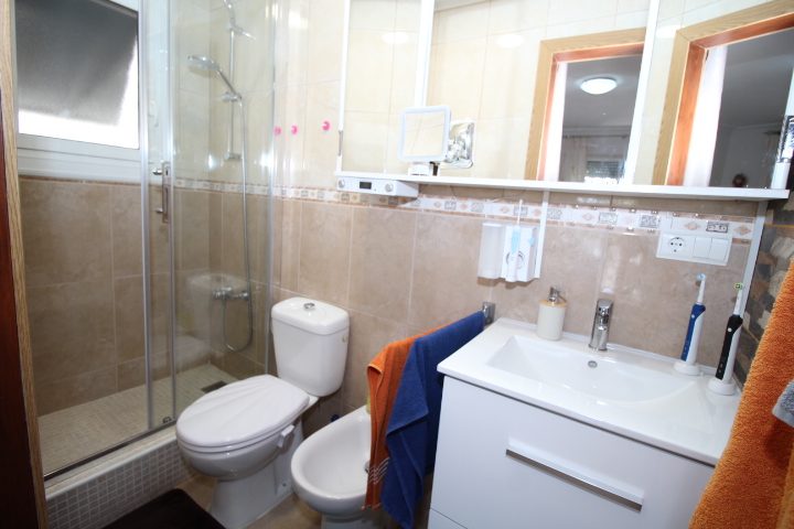 Chalet Esquina en Urb. La Marina San Fulgencio