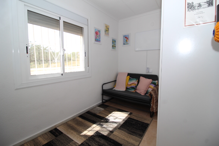 Chalet Esquina en Urb. La Marina San Fulgencio