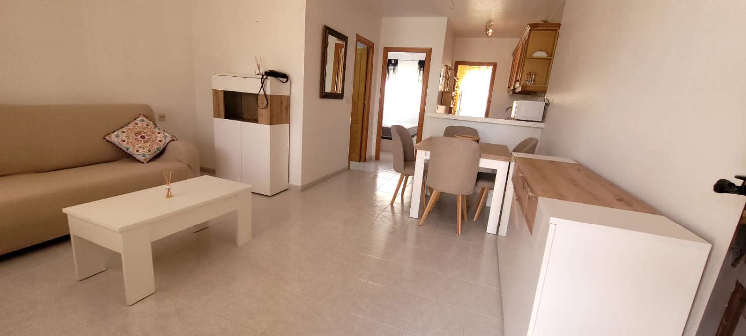 Long-term rental: ground-floor bungalow with 2 bedrooms