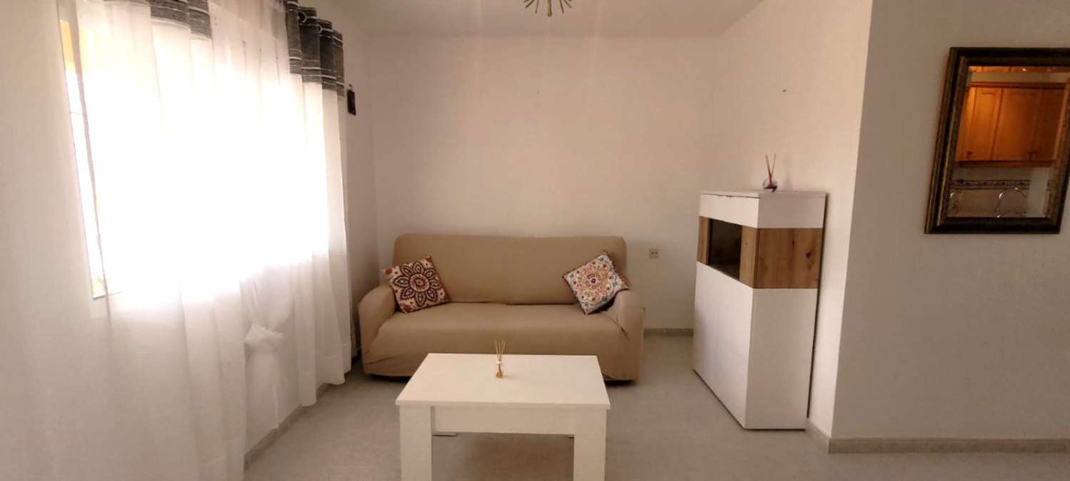 Long-term rental: ground-floor bungalow with 2 bedrooms