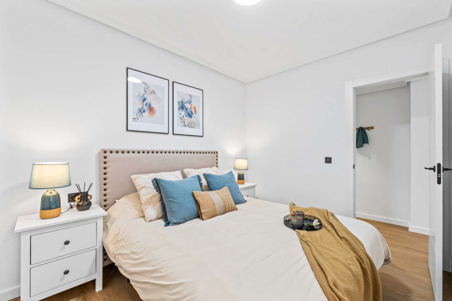 Se vende Apartamento reformado en ubicación privilegiada en Playa Flamenca
