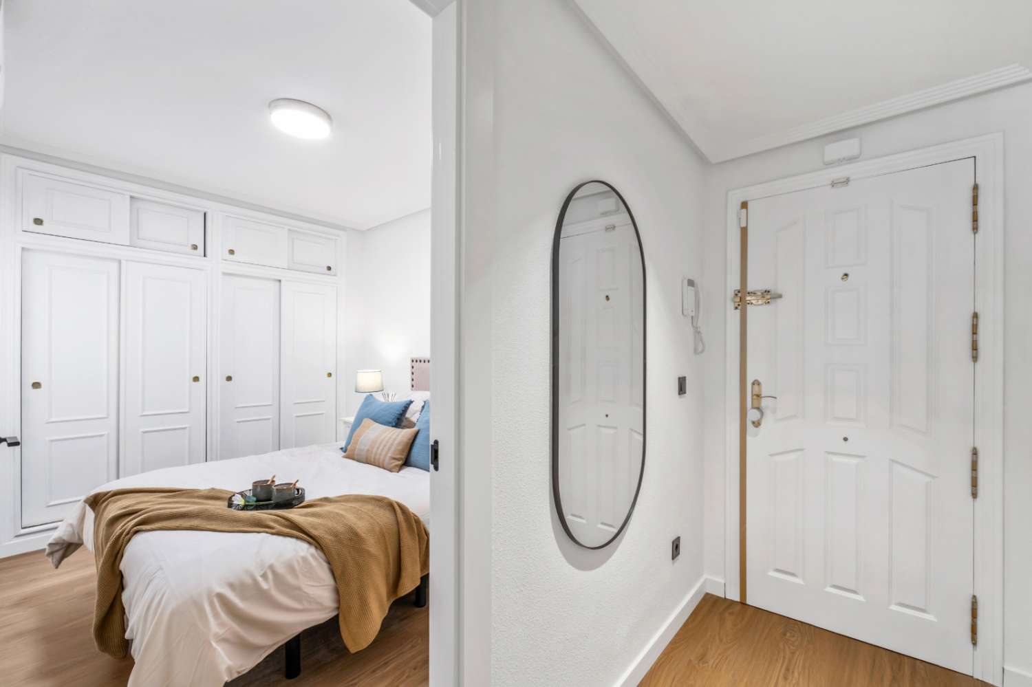 Se vende Apartamento reformado en ubicación privilegiada en Playa Flamenca