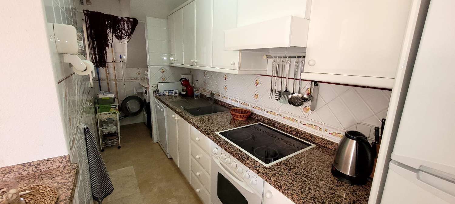 Fantástico bungalow en planta baja ubicado en una de las zonas residenciales más demandadas de Playa Flamenca.
