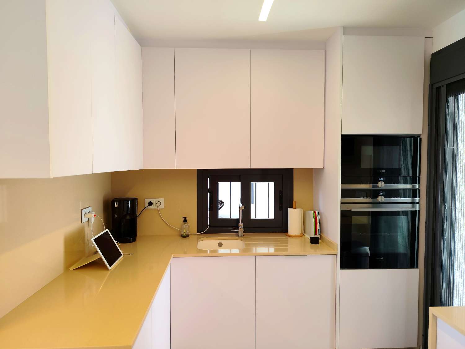 Villa de 3 dormitorios en venta en San Miguel de Salinas