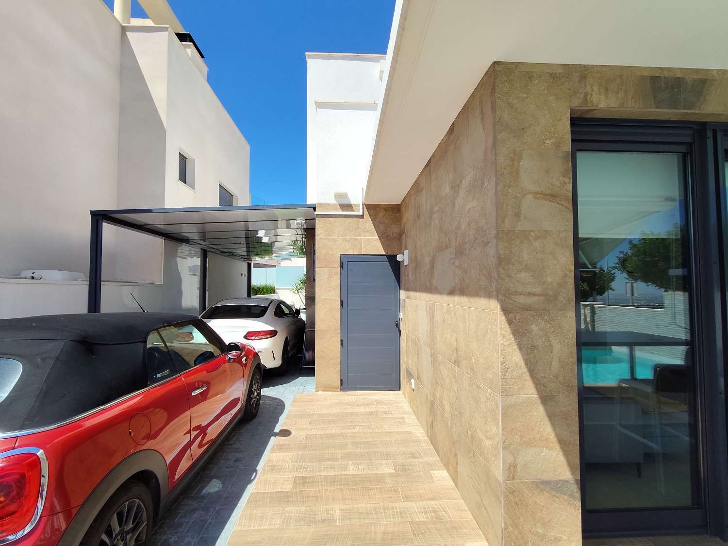 Villa de 3 dormitorios en venta en San Miguel de Salinas