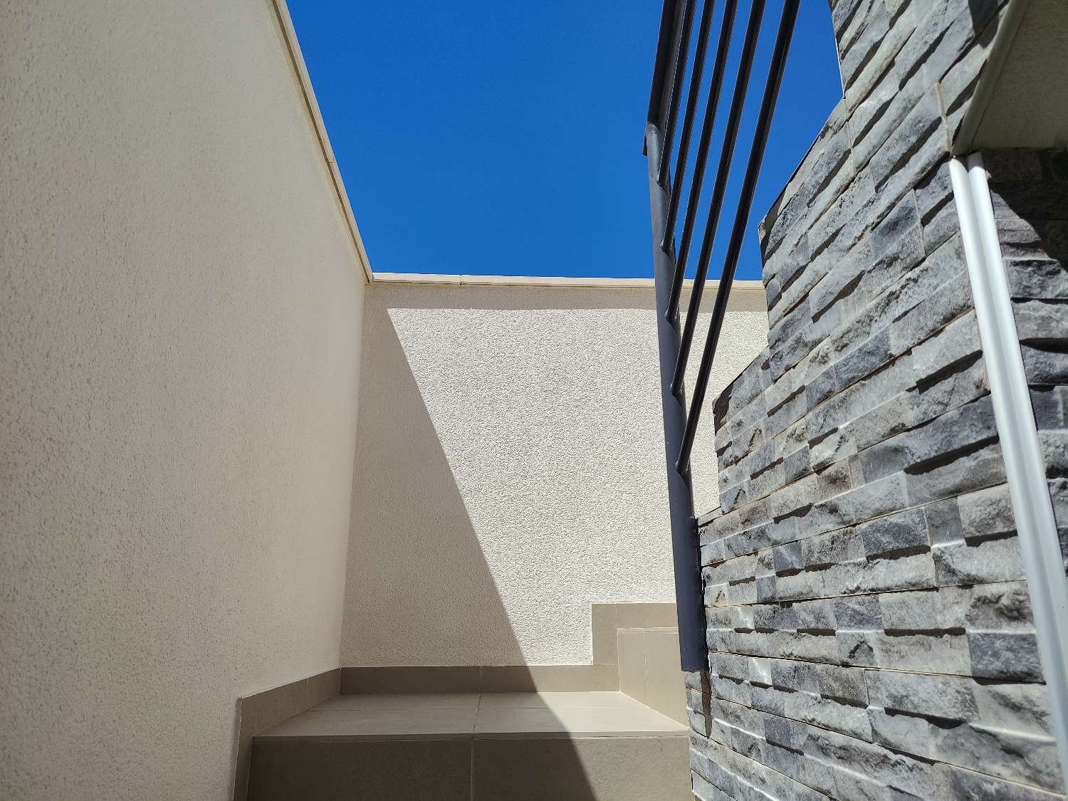 Villa de 3 dormitorios en venta en San Miguel de Salinas