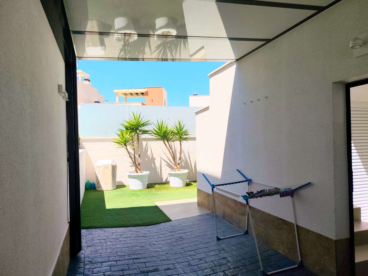 Villa de 3 dormitorios en venta en San Miguel de Salinas