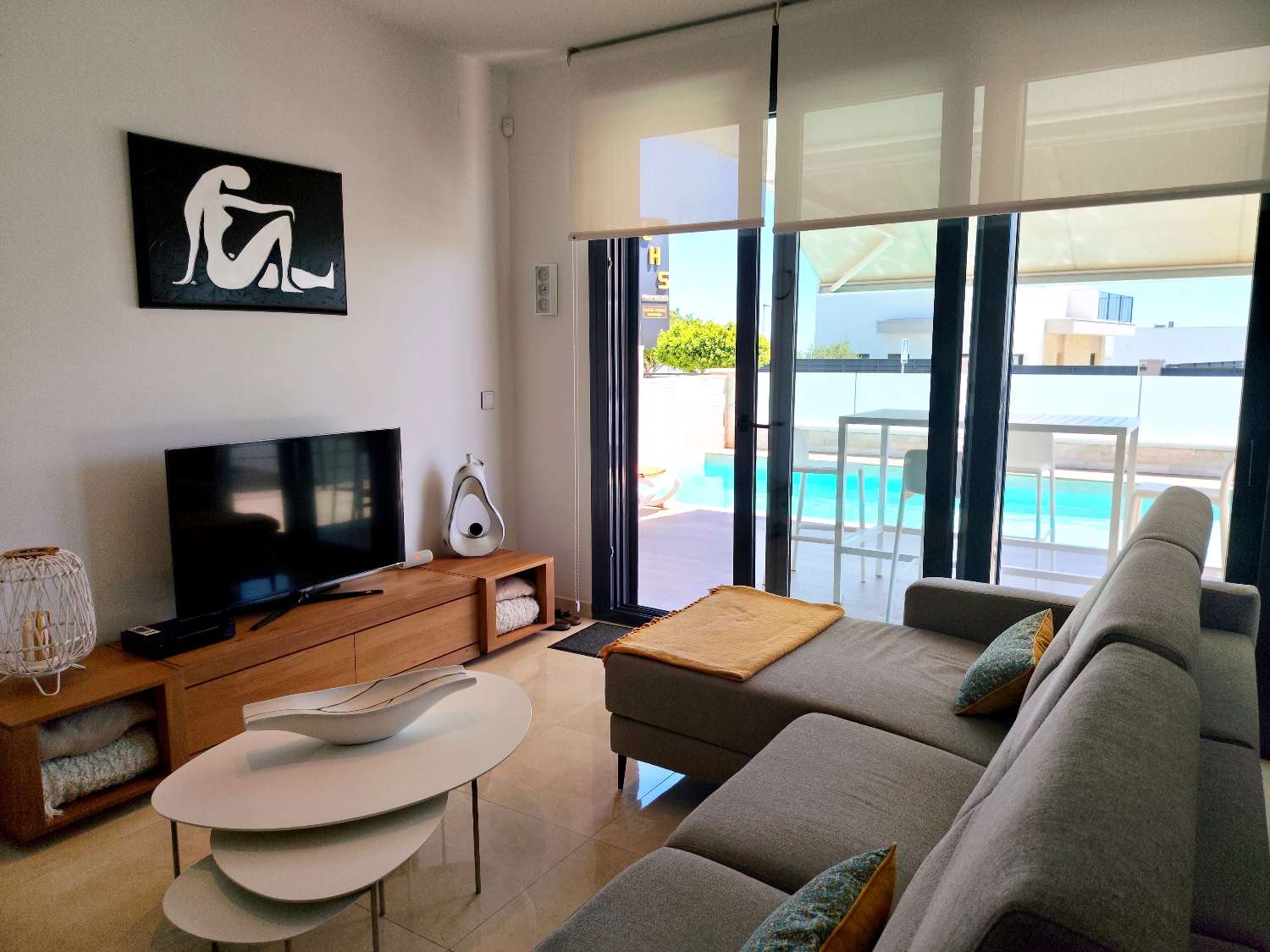 Villa de 3 dormitorios en venta en San Miguel de Salinas