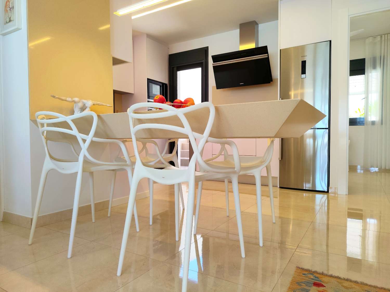 Villa de 3 dormitorios en venta en San Miguel de Salinas