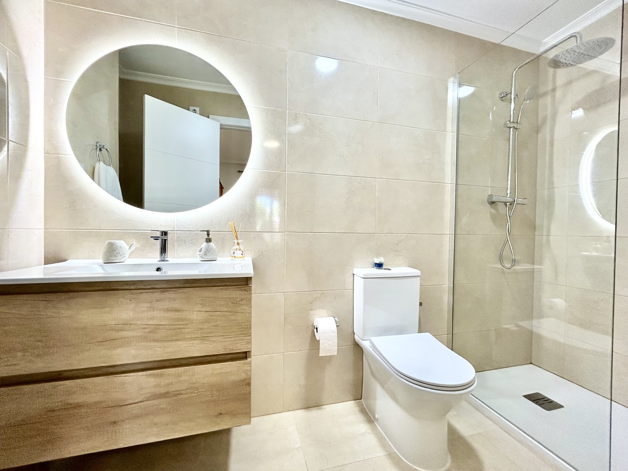 Piso de 2 dormitorios en venta en Villamartín