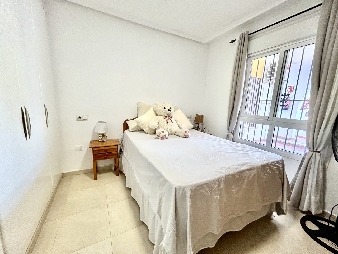 Piso de 2 dormitorios en venta en Villamartín
