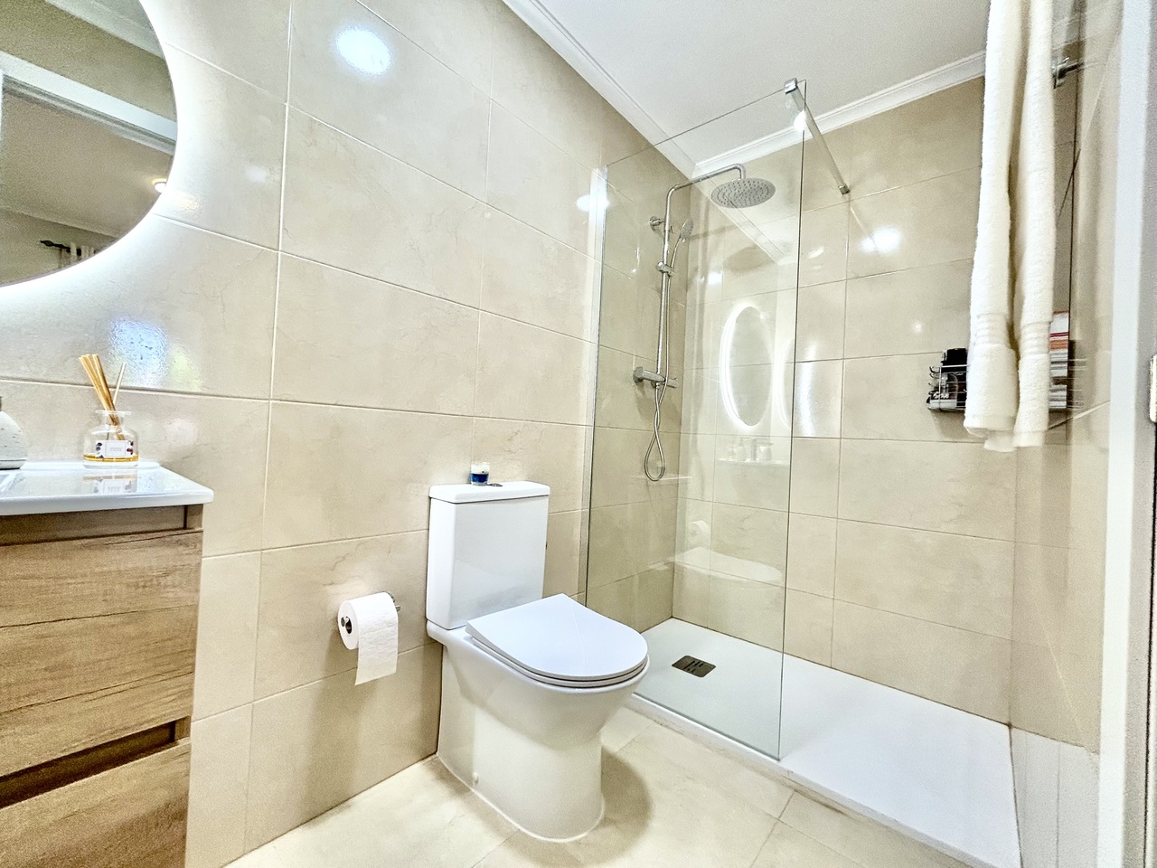 Piso de 2 dormitorios en venta en Villamartín