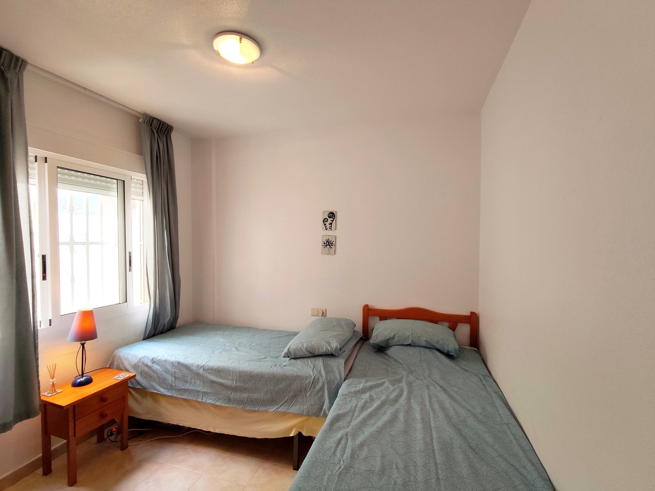 Piso de 2 dormitorios en venta en La Zenia