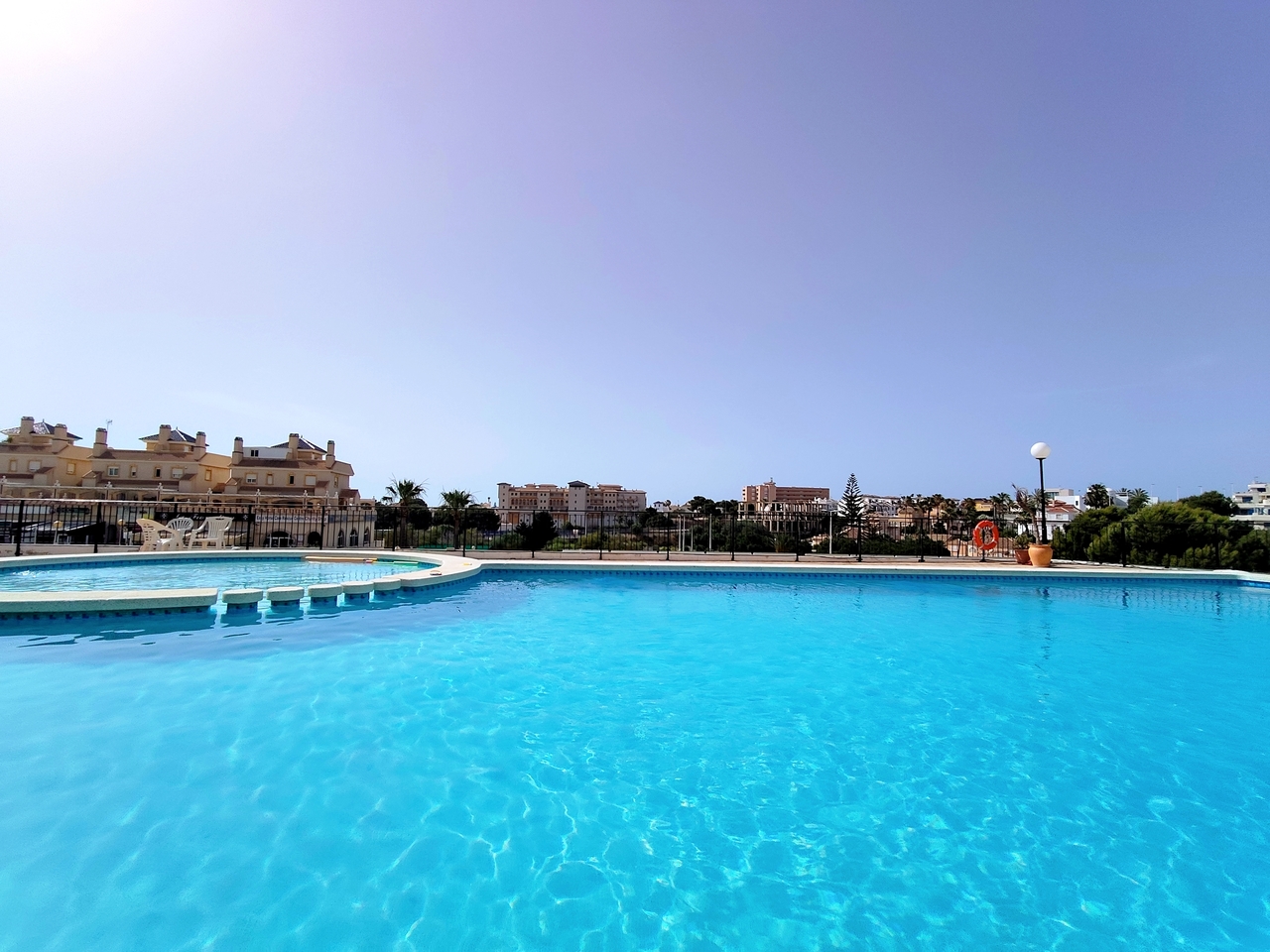 Piso de 2 dormitorios en venta en La Zenia