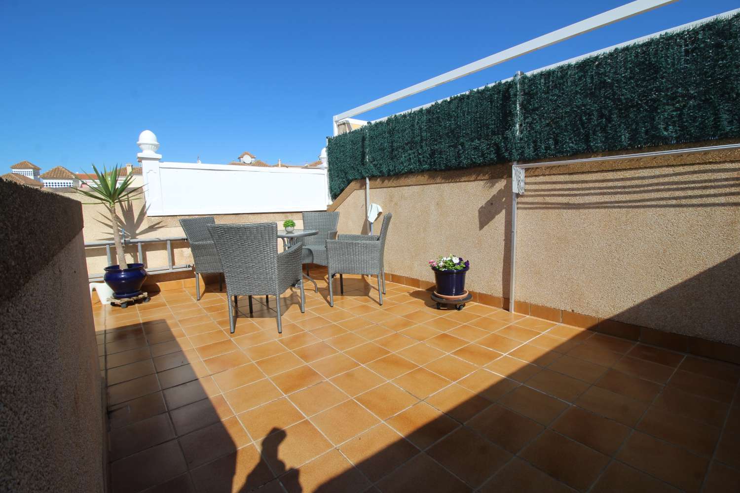 Quad-style bungalow with garden, terraces, swimming pool and sea views in Villamartín