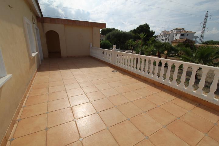 Large villa all in one level in Villamartin/ Oihuela Costa