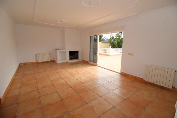 Villa te koop in Villamartín-Las Filipinas (Orihuela)